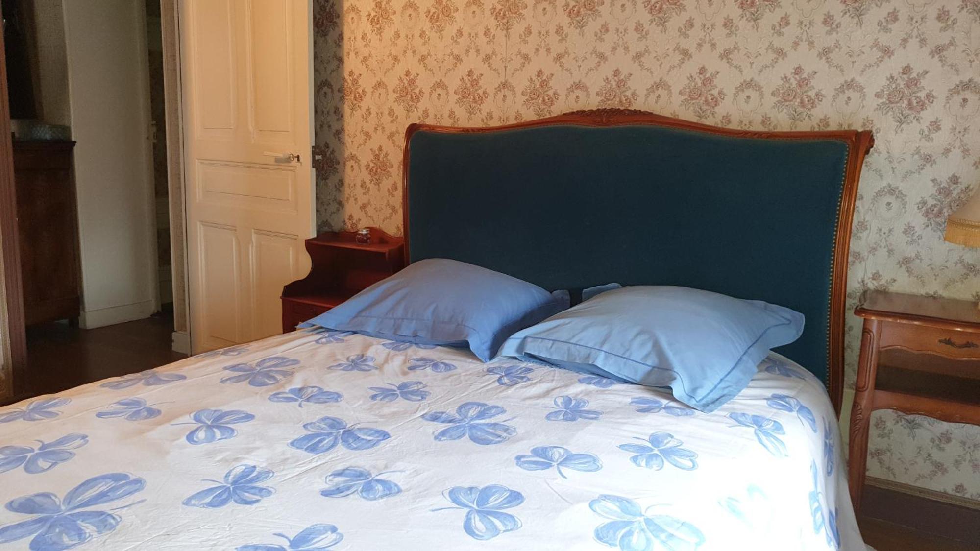 Les Chambres Chez David Riom Luaran gambar