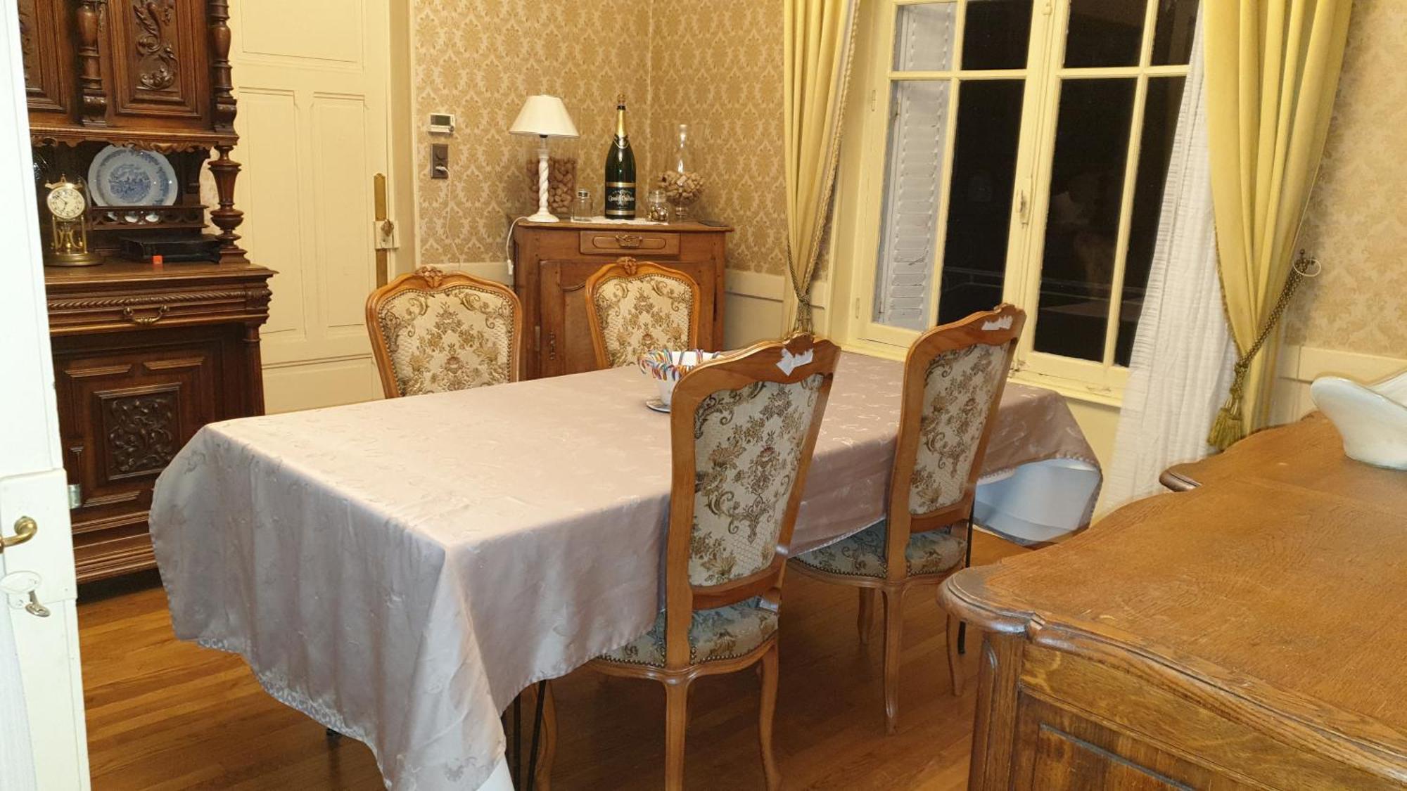 Les Chambres Chez David Riom Luaran gambar